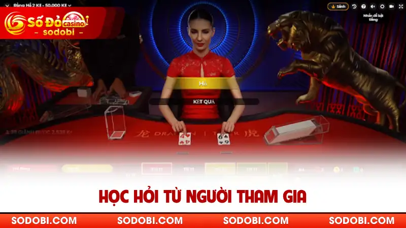 Học hỏi từ người tham gia